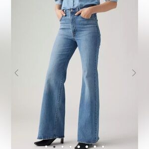 Levi's Ribcage Vintage Bell 27x30